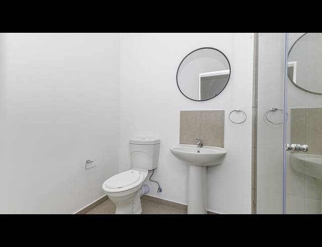 2 BEDROOM APARTMENT FOR SALE IN WATERFALL